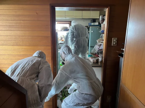ゴミ屋敷の片付け